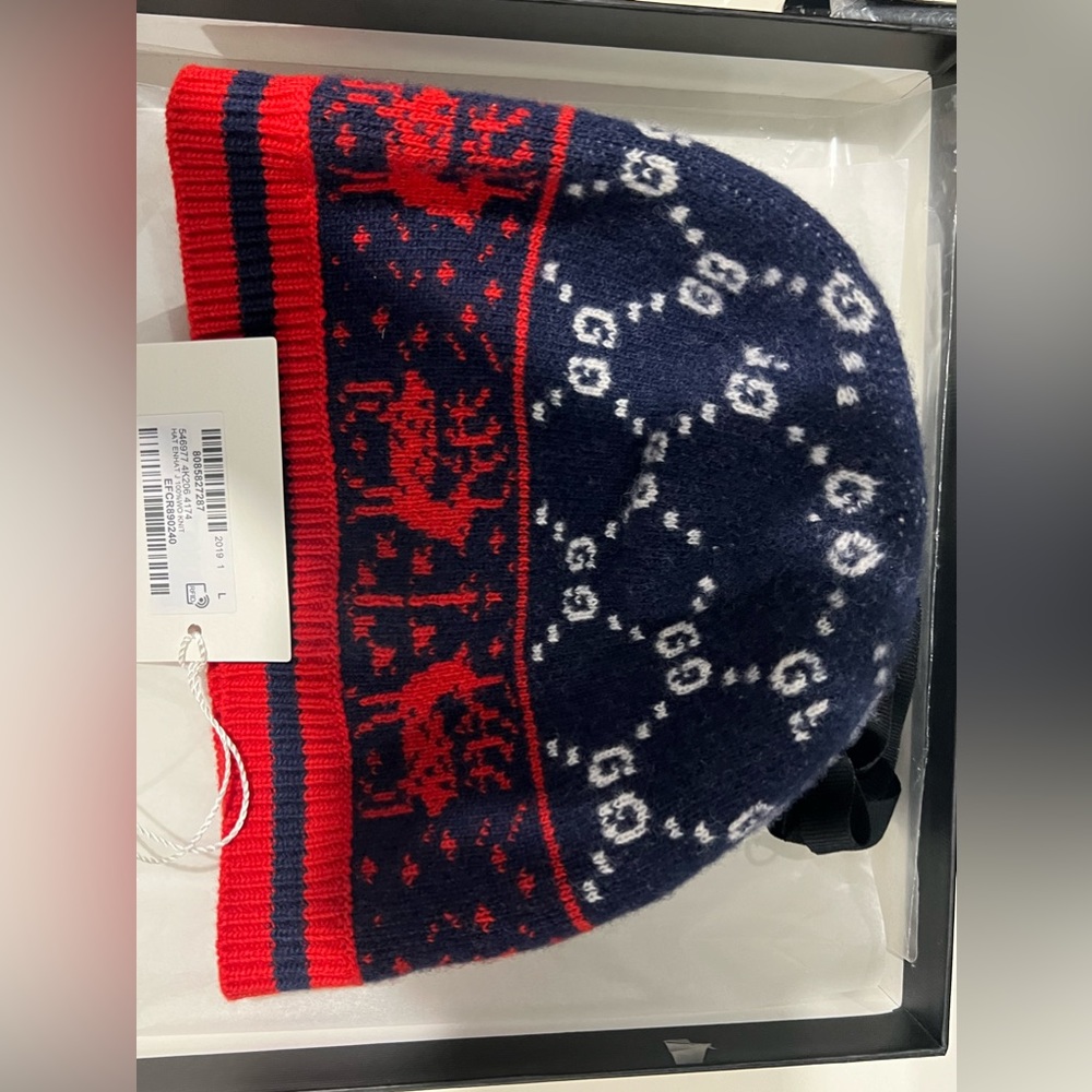 Brand new Gucci beanie M or F